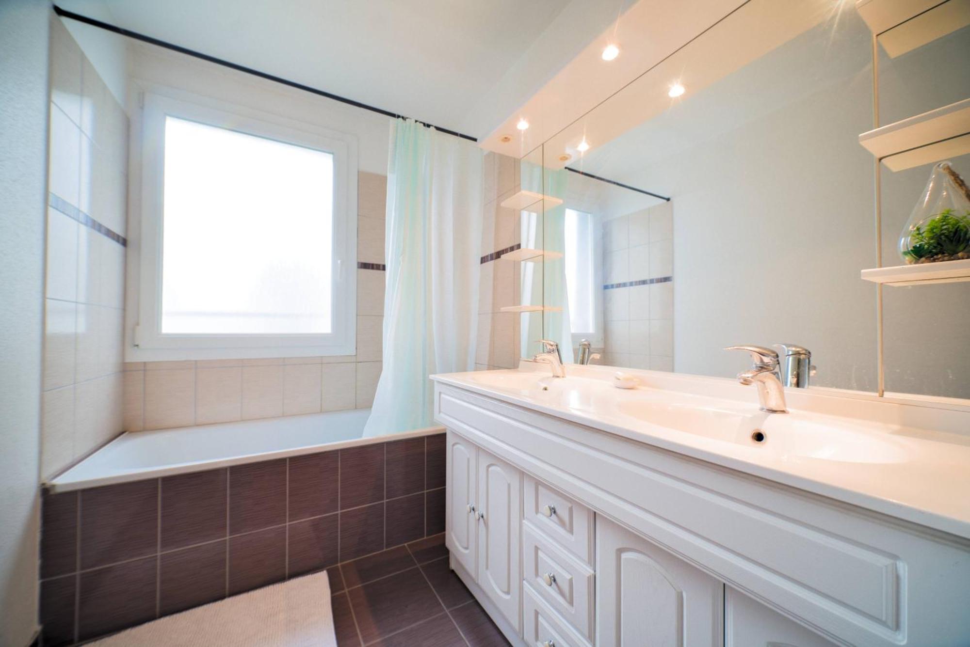 Appartement Lumineux, 80M², Proche Des Vosges Thann Esterno foto